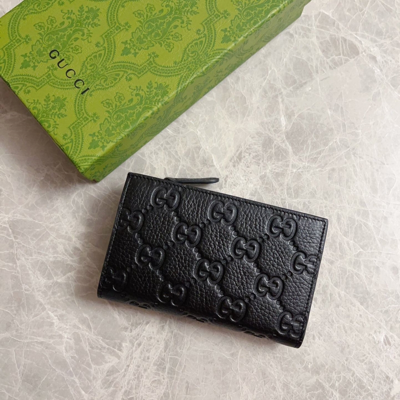 G*u*i wallets & purse